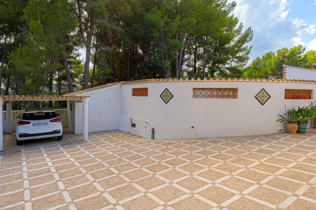 Villa Montgó. Villa tradicional en venta en las laderas del Montgó, entre Dénia y Jávea. — 44