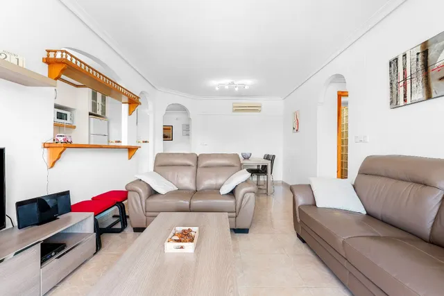 Apartamento de 2 dormitorios 2 baños en playa flamenca (orihuela costa) — 8