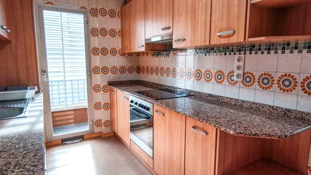 Amplio Piso en Alquiler con Terraza en La Creu del Grau, Valencia — 11