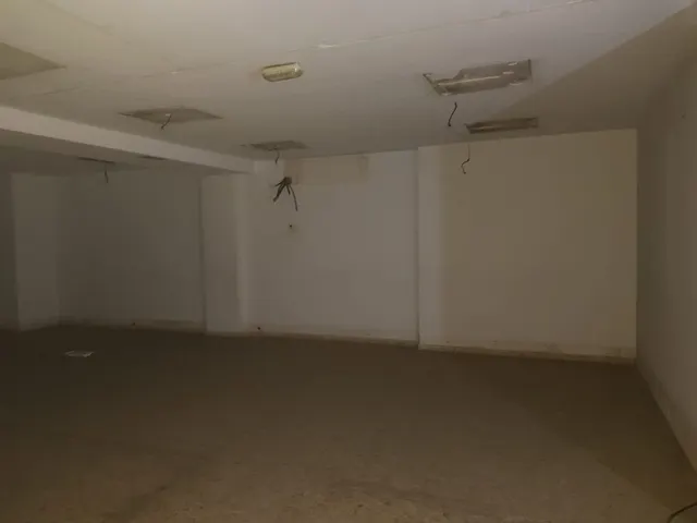 MAGNIFICO Y GRAN LOCAL EN PLENO CENTRO DE CÓRDOBA CAPITAL — 4