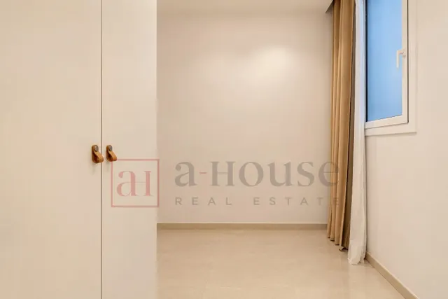 Piso luminoso y recién reformado, listo para entrar a vivir en vila de gràcia — 25
