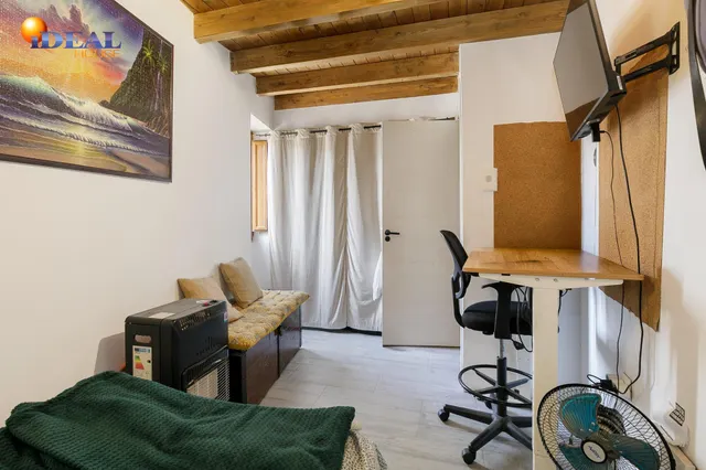 Casa unifamiliar reformada. — 17