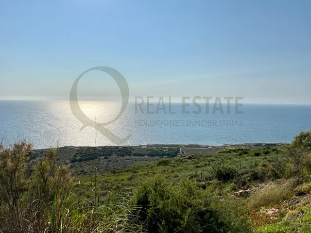 VISTAS ESPECTACULARES AL MAR Y LA MONTAÑA — 2