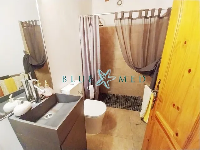 Sorprendente casa de campo con 4 dormitorios y 3 baños. — 24