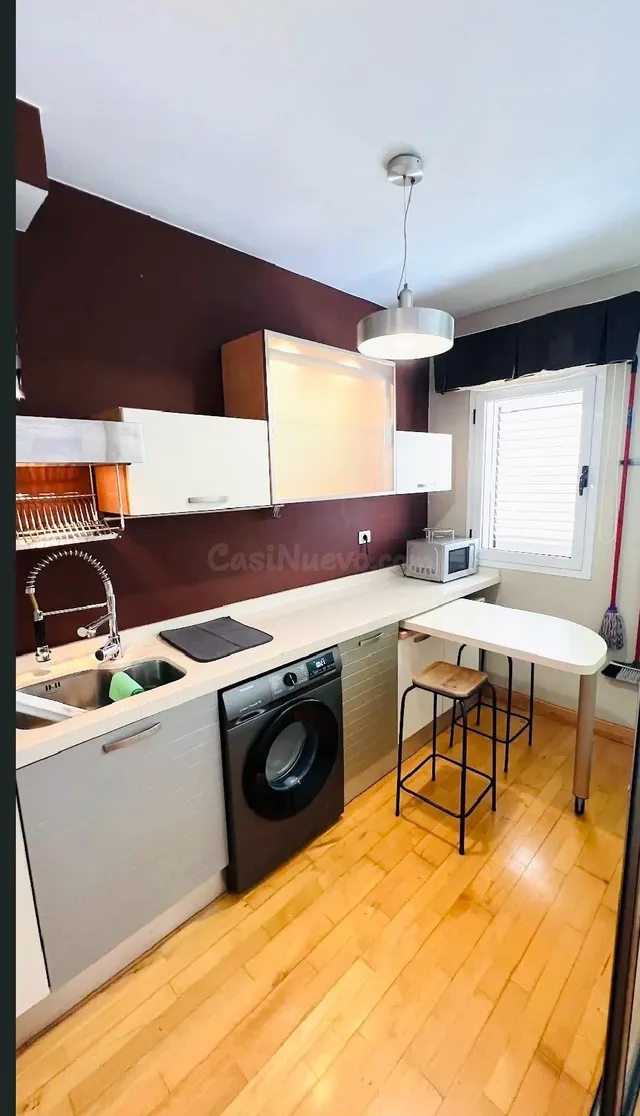 Alquiler de temporada | amplio piso exterior -  cerca de zona triana — 6