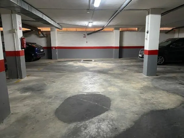 Garaje centrico, calle La Paz 14 — 3
