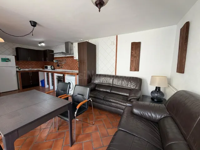 Piso reformado con Licencia Turística a 5 minutos de la Mezq - foto 5