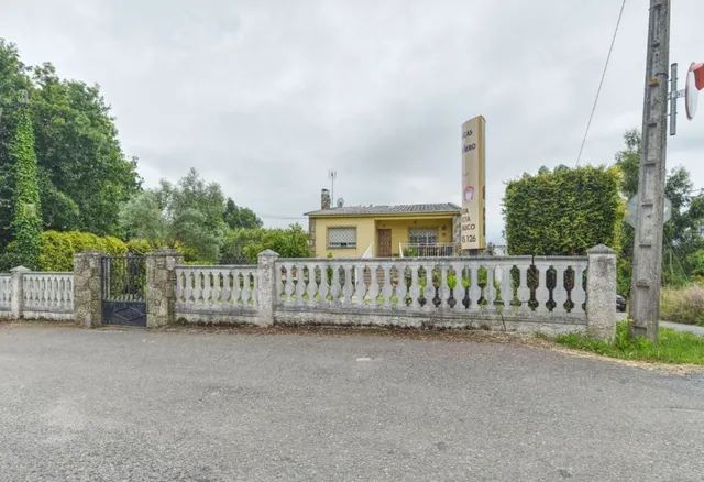 Nave en venta en O´Vilar (Guísamo) — 40