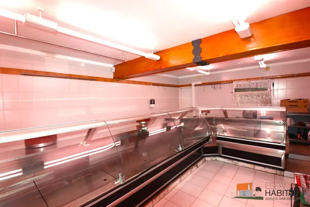 LOCAL COMERCIAL EN VILASSAR DE DALT — 3