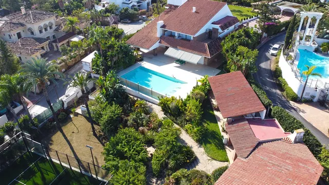 Chalet 7 habitaciones 834m² en venta - Marbella — 14