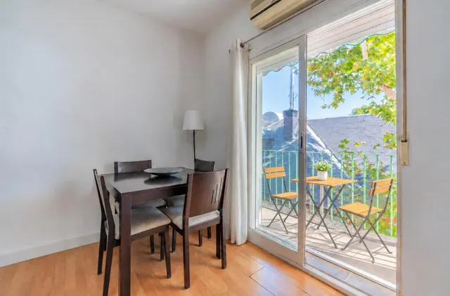 Piso exterior con terraza y mucha luz junto a marqués de vadillo — 6