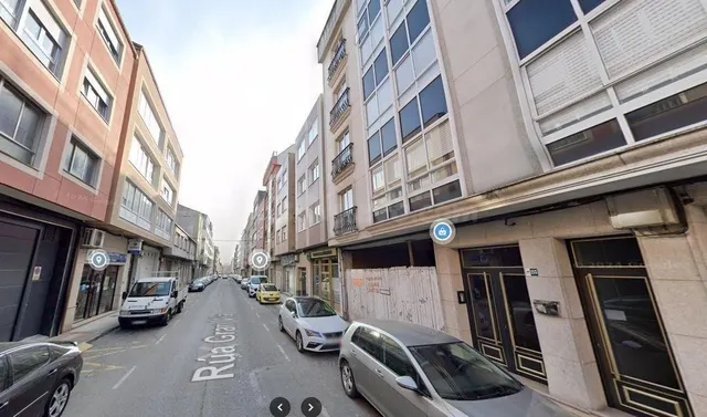 Se vende residencial con garaje OKUPA en Calle Ru Gran Vía e