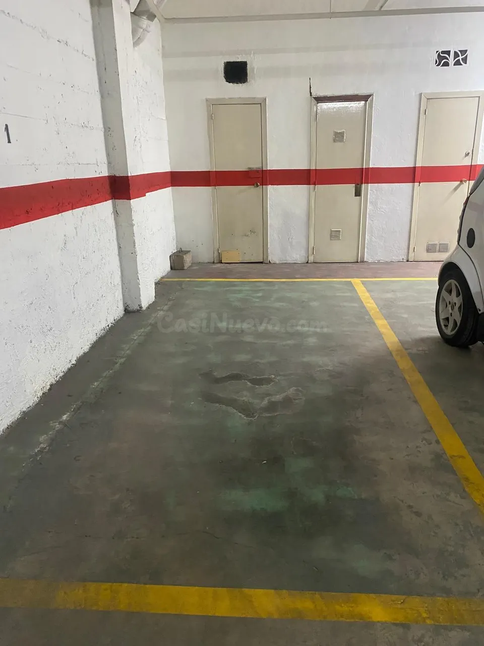 Plaza de garaje con trastero en Mislata