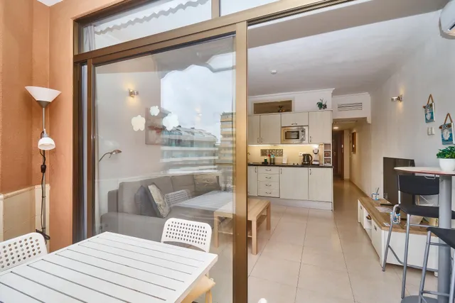 Piso de 1 dormitorio  1 Baño -  A metros del Puerto deportivo de   Fuengirola — 13