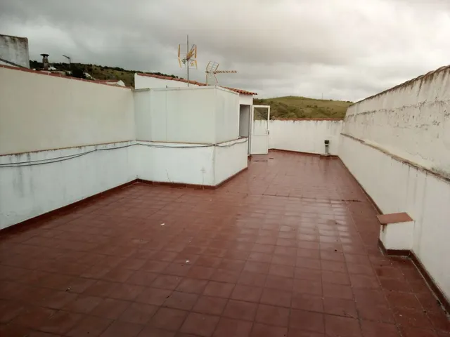 PISO RECIÉN CONSTRUIDO EN ESPIEL — 5