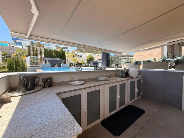 Villa 3 habitaciones 151m² en venta - Balcón de finestrat — 28