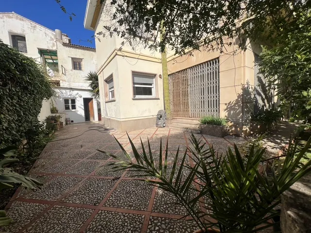 Villa 7 habitaciones 352m² en venta - Puerto — 27