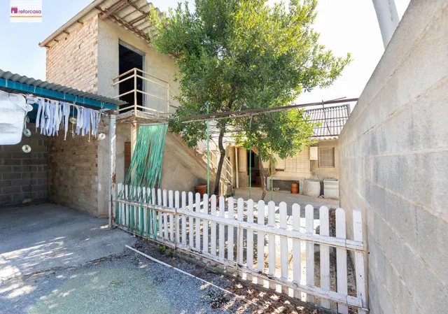 ¡CASA EN UNA SOLA PLANTA, CREA TU VIVIENDA IDEAL EN ALBOLOTE! Casa en una sola planta con patio, garaje y un gran potencial. — 22
