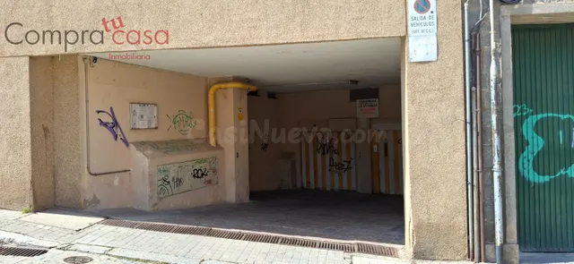 ALQUILER GARAJE AVENIDA DEL ACUEDUCTO 30.-.PLAZA 5 - foto 4