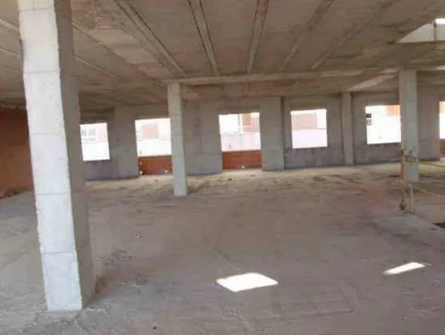 Edificio en construcción a la venta — 6