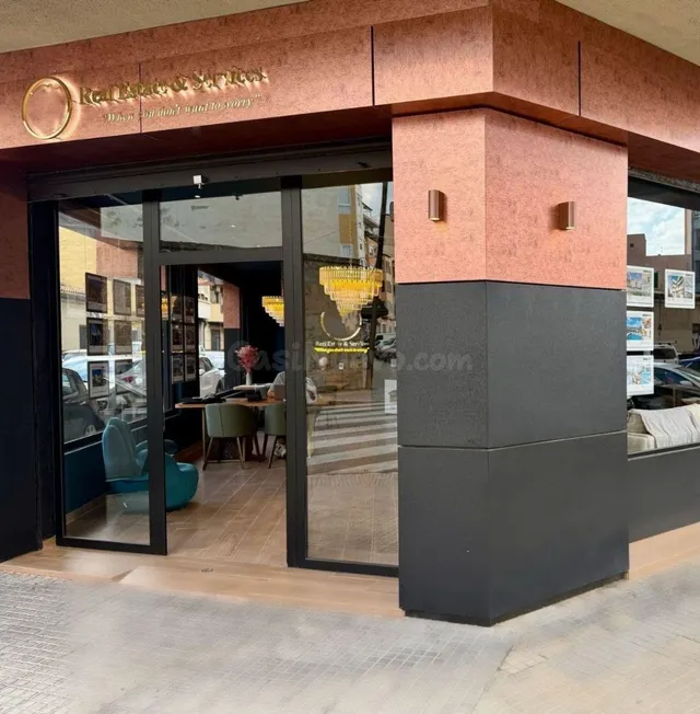 Local comercial 90m² en venta - Foners — 3