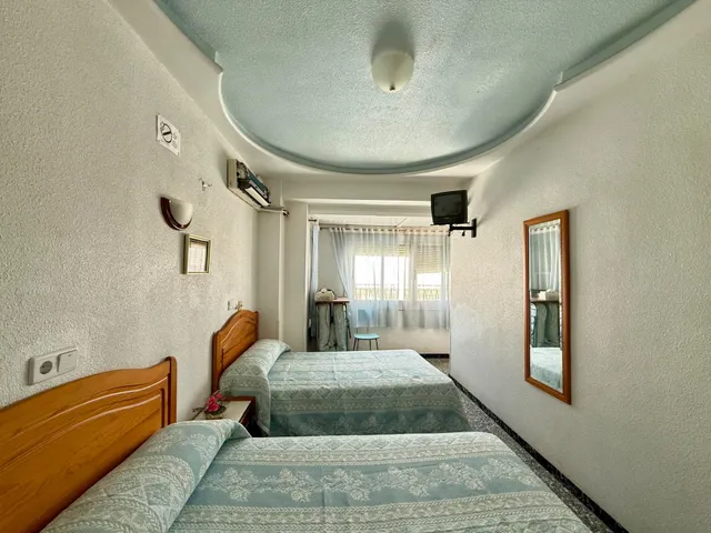 EDIFICIO/HOSTAL EN PLENO CORAZÓN DE SANTA POLA — 42