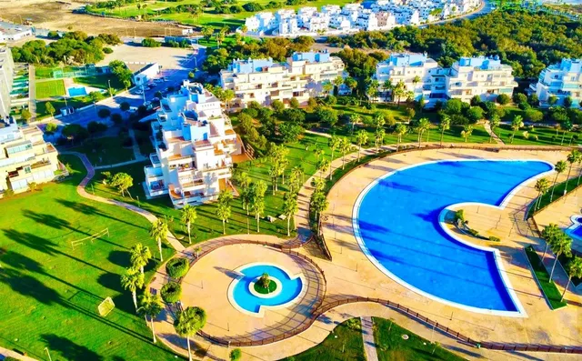 ALMERIMAR - A SOLO 250 METROS DE LA PLAYA DE PONIENTE