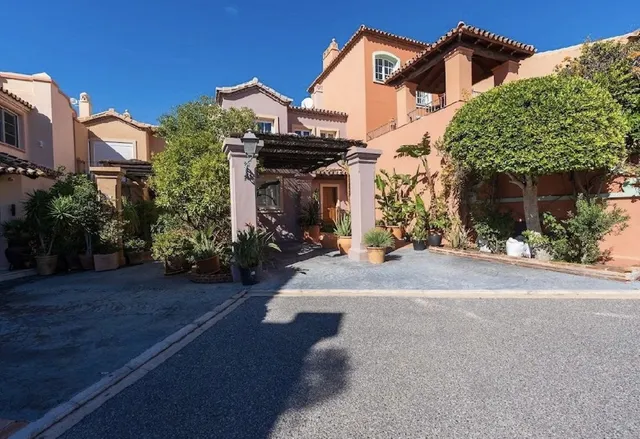 Adosado 3 habitaciones 206m² en venta - El Madroñal — 46