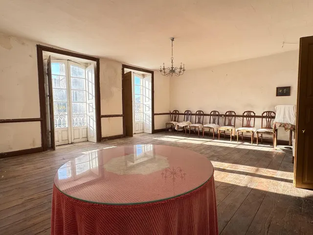 CASA UNIFAMILIAR IDEAL PARA INVERSORES — 38