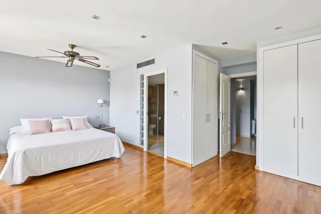 Exclusiva casa con piscina , ascensor y placas solares en llavaneres — 26