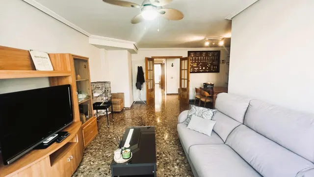Ático dúplex con dos terrazas, garaje y trastero en Calle Rí - foto 5