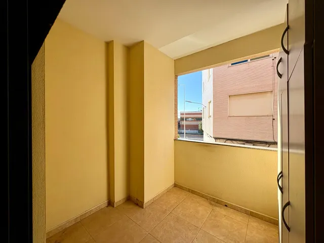 Alquiler SIN MOBILIARIO por 800€ — 6