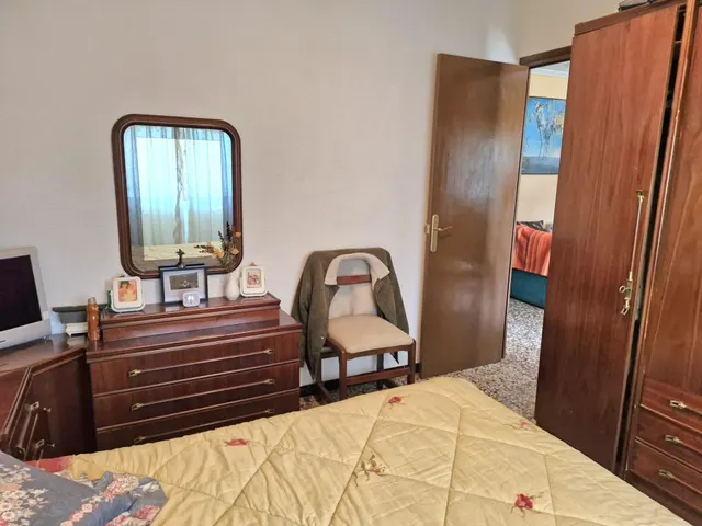 CASA CON TERRENO EN HONDON DE LAS NIEVES — 21