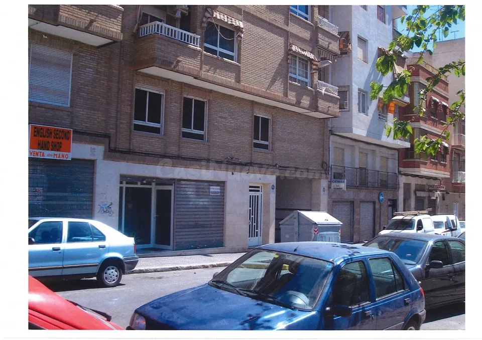 Local comercial 372m² en venta - Plaza Barcelona