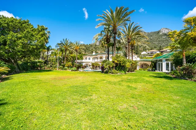 Chalet 14 habitaciones 2100m² en venta - Marbella — 7