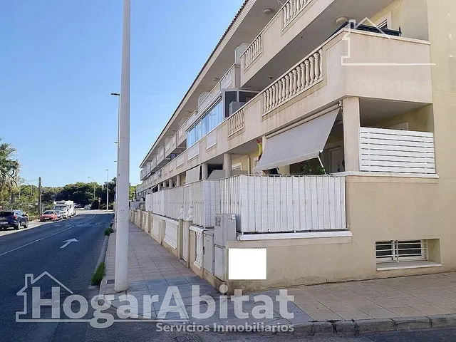 Precioso bajo seminuevo y reformado, en residencial con piscina, terraza, y jacuzzi — 32