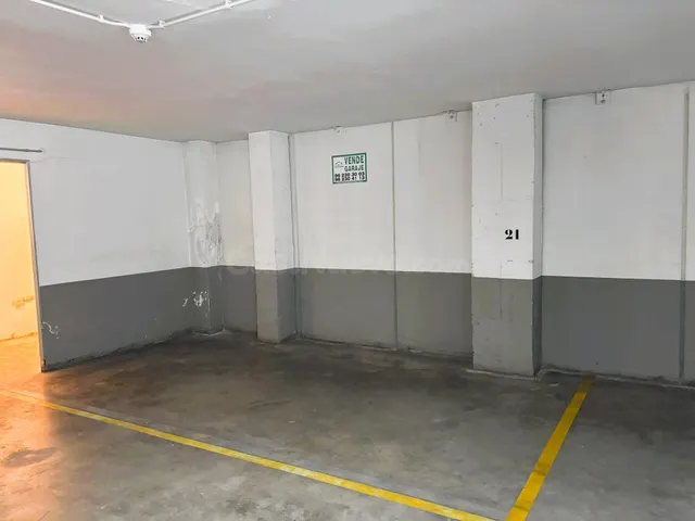 Plaza de garaje y trastero en alquiler en zona Capitán Gadea - foto 2