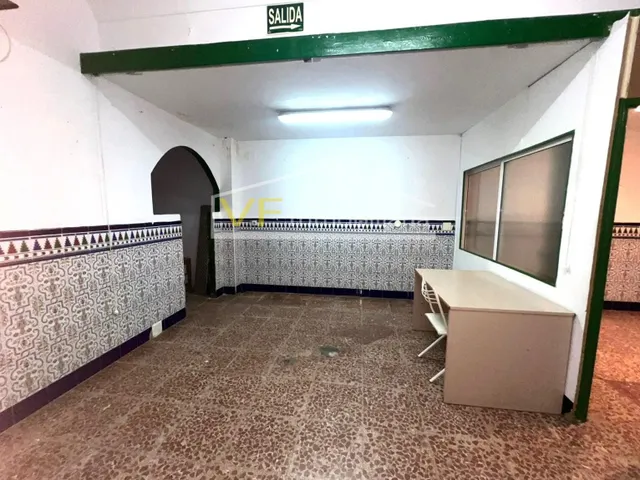 ¡Estupendo local en Olletas! — 8