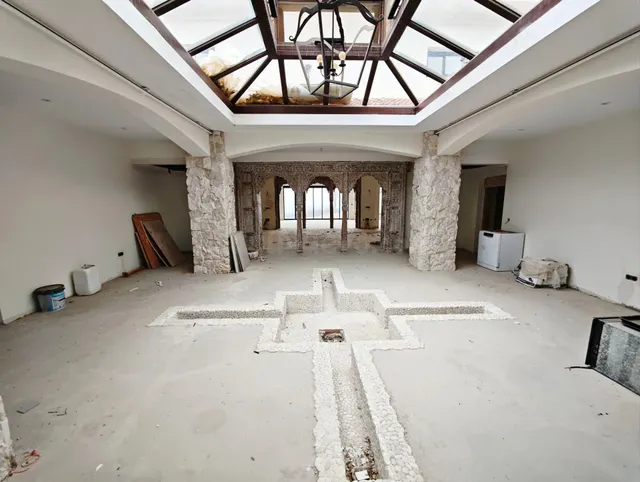 Villa semi reformada en la Mairena, 485m2 útiles, 3000m2 par