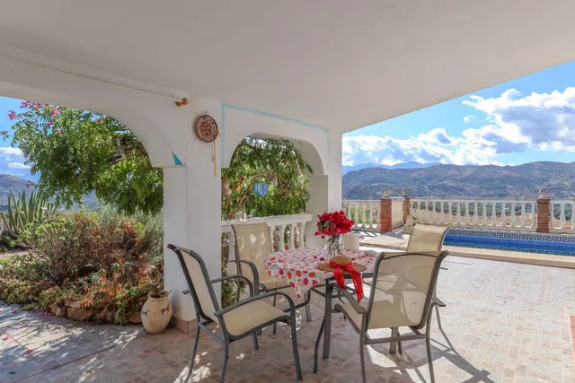 Chalet 3 habitaciones 142m² en venta - South of spain — 40
