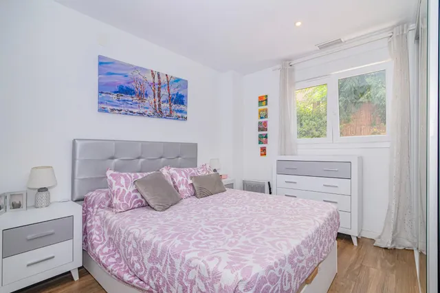 Precioso duplex moderno con patio — 14