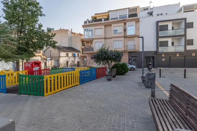 OPORTUNIDAD INVERSORES! ATICO PRECIOSO EN MARACENA CON RENTABILIDAD YA — 40