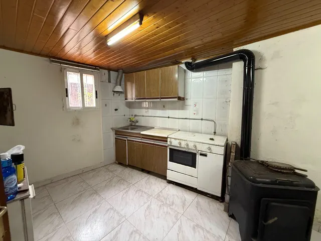SE VENDE CASA CON PARCELA EN SANDIAS. — 9