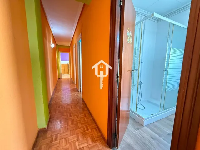 Luminoso piso en exclusiva en zona florida, Alicante: 3 dormitorios, 4ª planta y excelente orientación — 18