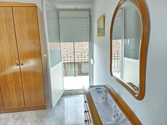 OPORTUNIDAD !!! SE VENDE CASA EN SARREAUS — 18