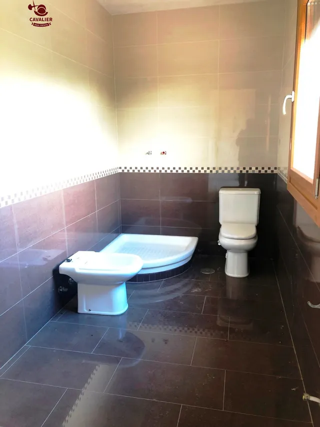Magnifico chalet ¡¡¡ A ESTRENAR ¡¡¡ 340m2 construidos con cinco dormitorios en parcela de 569m2 — 39