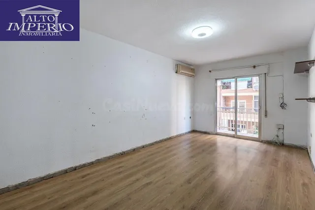 Piso de 3 dormitorios con terraza en plena zona Fontiveros — 3