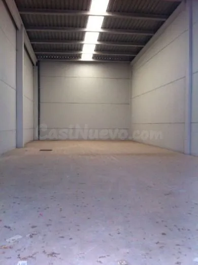 Nave industrial 244m² en venta - La palma del condado