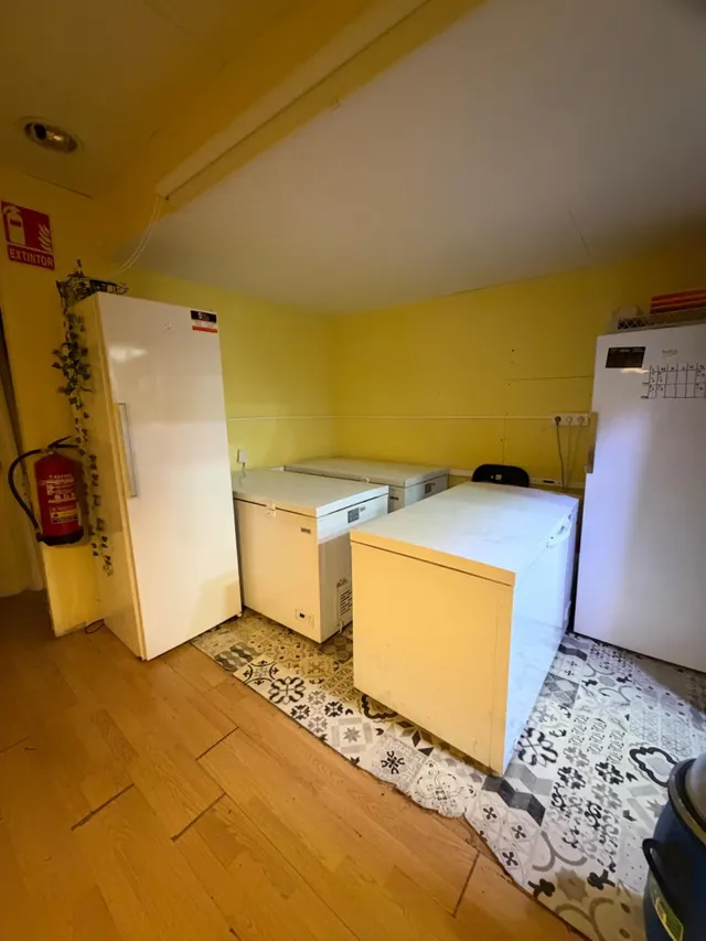 Local comercial 183m² en alquiler - Centro — 22