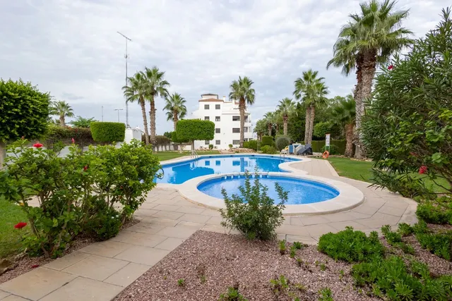 Apartamento 2 habitaciones 64m² en venta - PAU 8 — 25